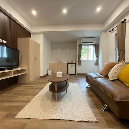 Pimann Place Hotel Чианграй Экстерьер фото