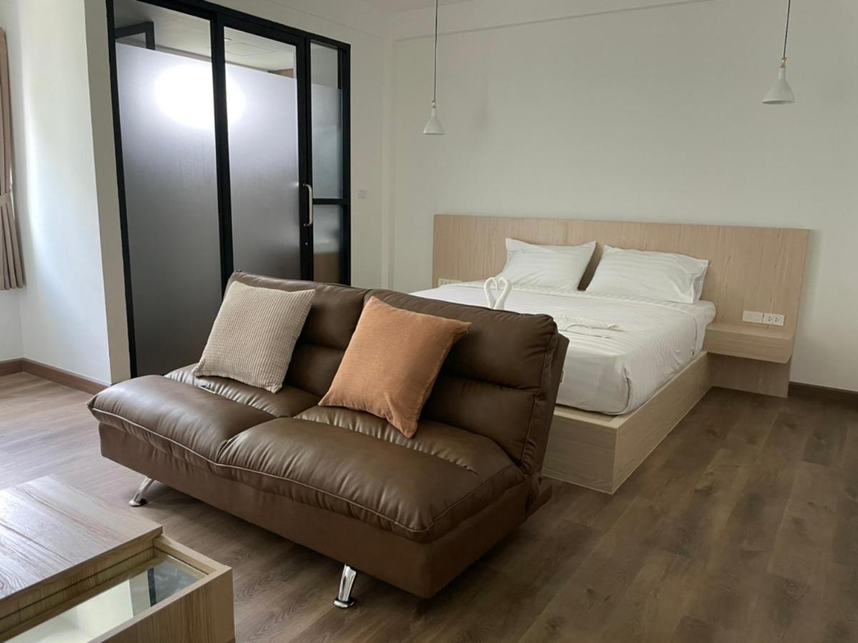 Pimann Place Hotel Чианграй Экстерьер фото